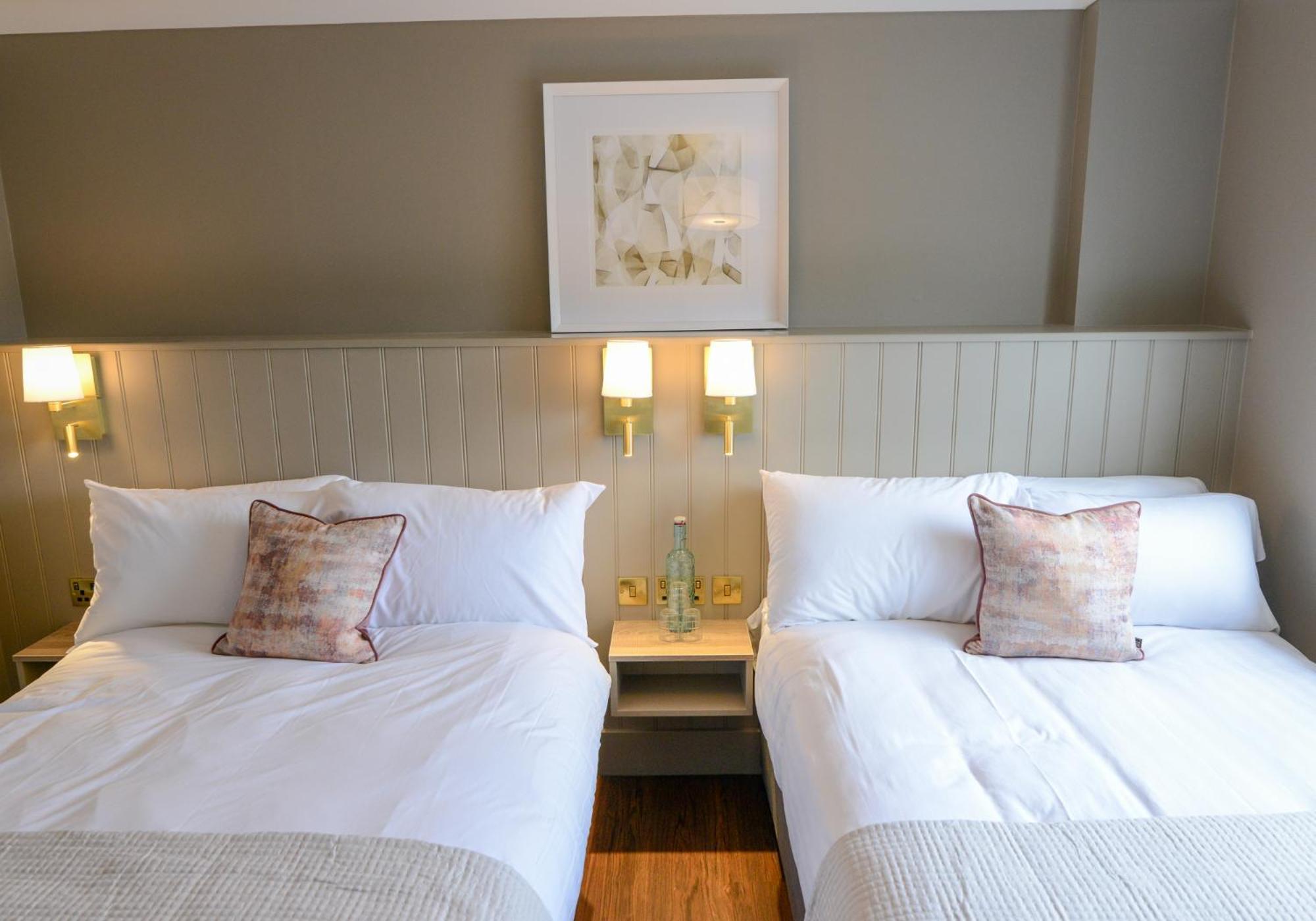 Urban Nest Townhouse Bed & Breakfast Galway Bagian luar foto