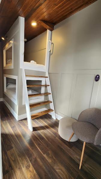 Urban Nest Townhouse Bed & Breakfast Galway Ruang foto